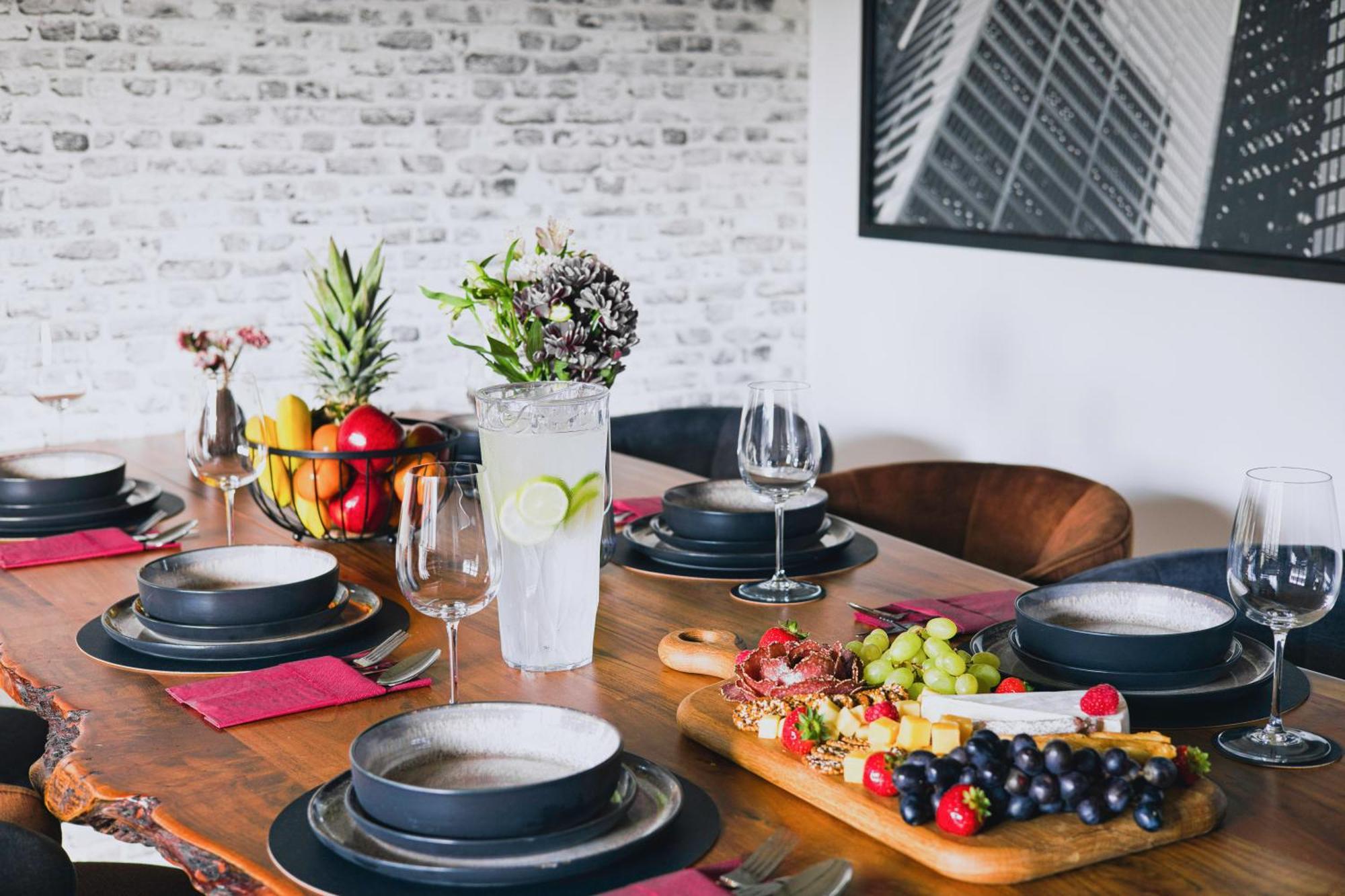 Svyvo Cologne - Serviced Apartments Ehrenfeld Værelse billede