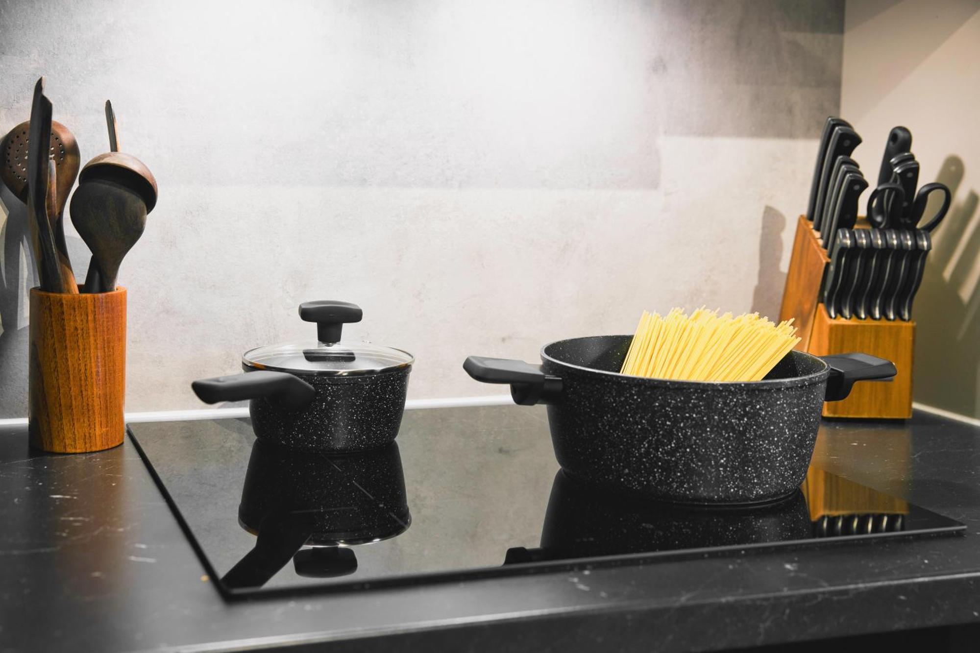 Svyvo Cologne - Serviced Apartments Ehrenfeld Værelse billede